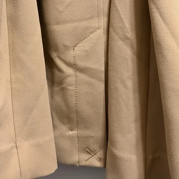 Abercrombie & Fitch Classic Beige Trench Coat - Picture 5 of 7